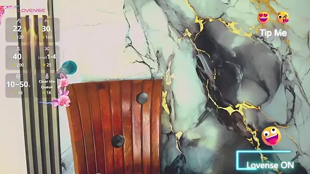 khiara_moretti live sex cam