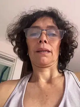 MireyaTorresGu live sex cam