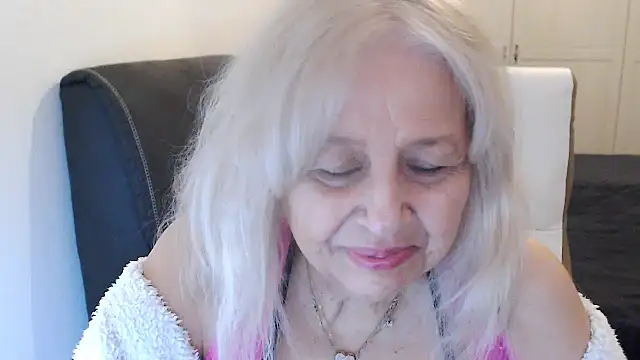 SusiLifeXXX live sex cam