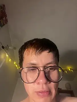 SimonMasseel's cam snapshot