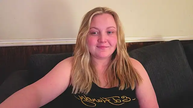 PhatAssBlond's cam snapshot