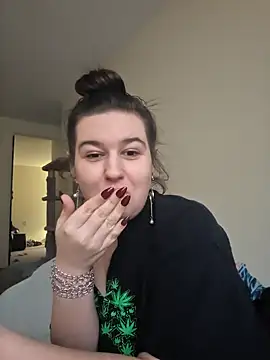 Ashlovescannabis's cam snapshot