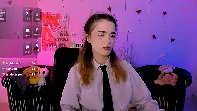 liana_kisses's cam snapshot