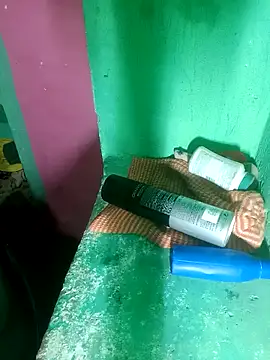 Mohni96 live sex cam