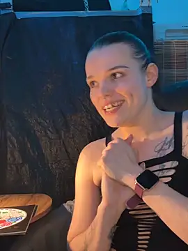 LoreenKinky's cam snapshot