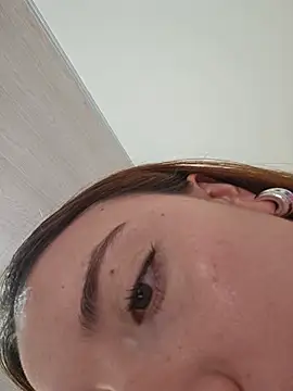 valery_mora's cam snapshot