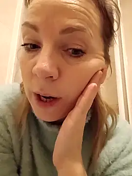 sexyrubyta live sex cam