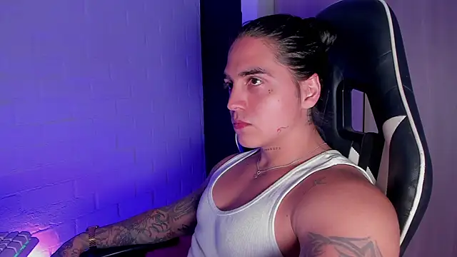 Cry_Duran live sex cam