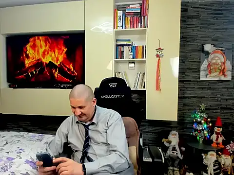 SpartacusDaddy48's cam snapshot