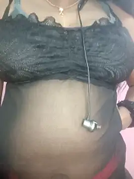 kathijaatamil's cam snapshot