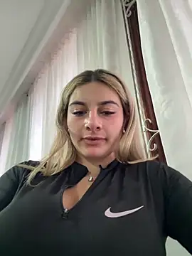 AtheneaRossi live sex cam