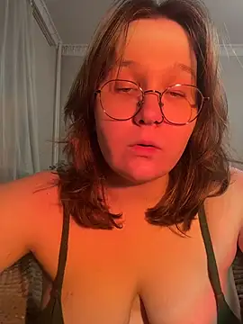 jullythefatty's cam snapshot