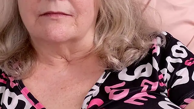 Kaitlyn_Winters's cam snapshot