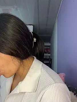 Marianahb-e's cam snapshot