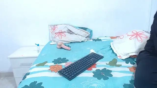 onixandghosty1 live sex cam