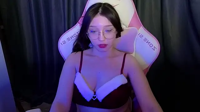 PinkiAura's cam snapshot