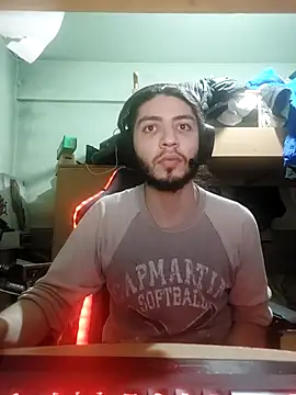 kleineid77 live sex cam