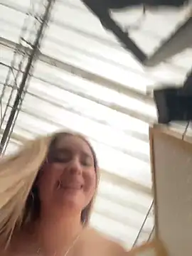 imlindapink live sex cam