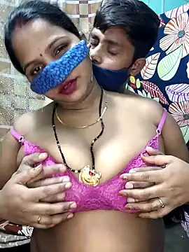 Aditya_sanjna's cam snapshot