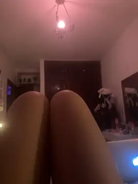 witchdub's cam snapshot