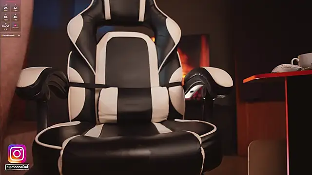 LuckyAlexx live sex cam