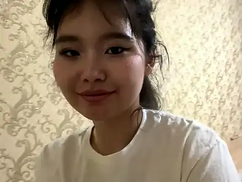 Roximnemeni's cam snapshot