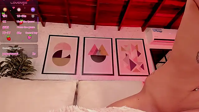 LunaRuso live sex cam