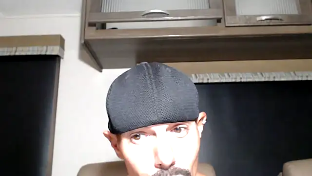 ThickD2C live sex cam