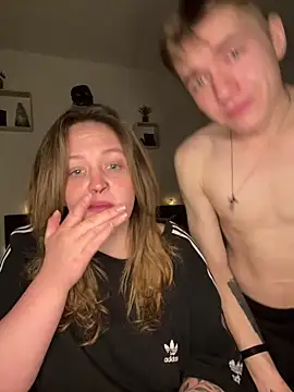 Maryjane-Spidermann live sex cam