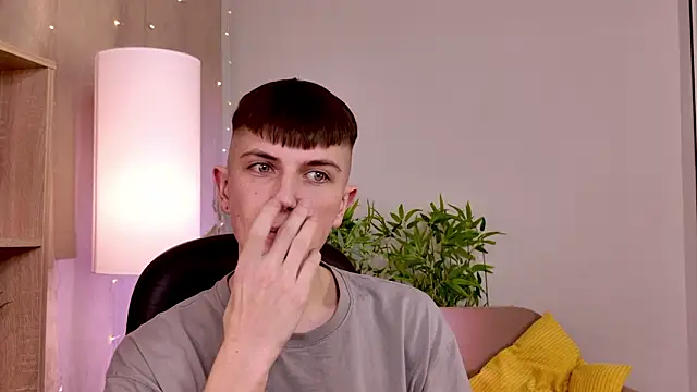 Rony_Joy live sex cam