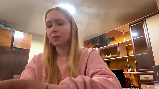 RoseBakeer's cam snapshot