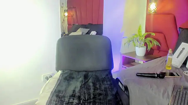 LadyLuminary live sex cam