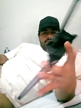 Yerackhip live sex cam