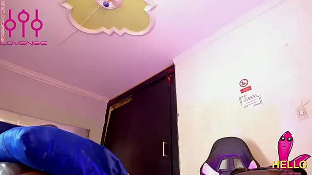 Eyleen_Santos live sex cam