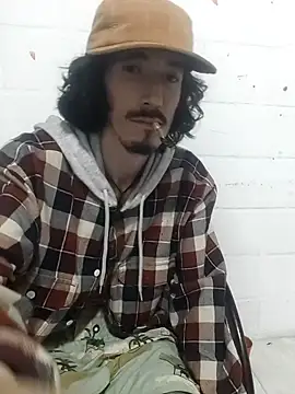 sk8-boy's cam snapshot