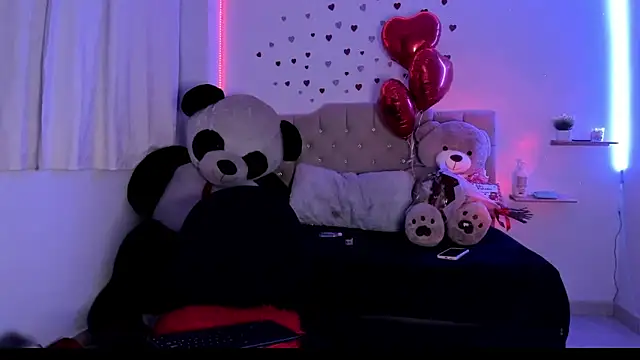 eimyy_rouse's cam snapshot