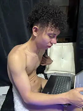 yoursexyjose's cam snapshot