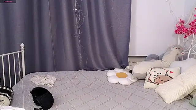 springloveee's cam snapshot