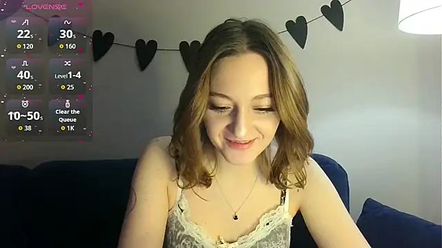 white_liillyy's cam snapshot