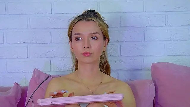 VanessaVienne's cam snapshot