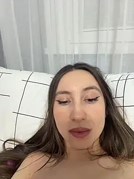 viviandaimond1 live sex cam