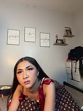 Diannellove live sex cam