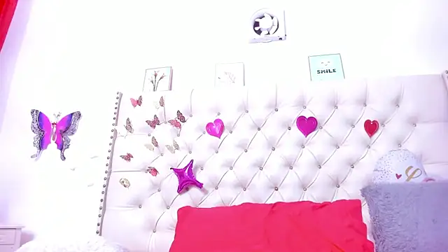 celena_wonder's cam snapshot