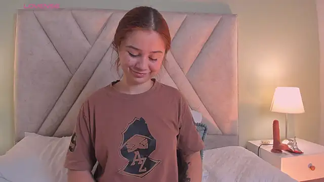 Amelia_Saenz_'s cam snapshot