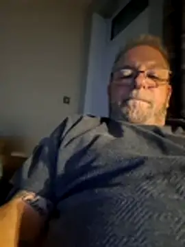 justenjoyingurcompany's cam snapshot