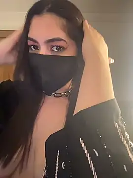 Hot-Sarah-arab live sex cam