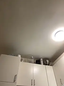 justsomeoneuknow's cam snapshot