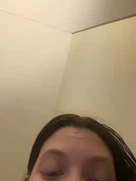 Mandispandis1 live sex cam