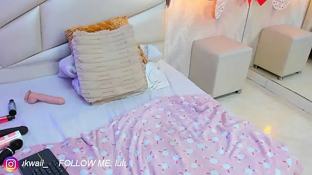 lulukawai16's cam snapshot