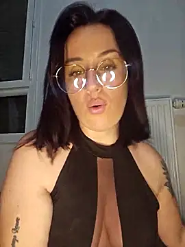 Lindsay_00off's cam snapshot